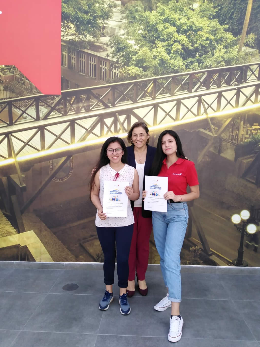 CENFOTUR promueve la investigación en sus estudiantes a través del “III Concurso de Ideas de Proyectos de Investigación” CENFOTUR promueve la investigación en sus estudiantes a través del “III Concurso de Ideas de Proyectos de Investigación”